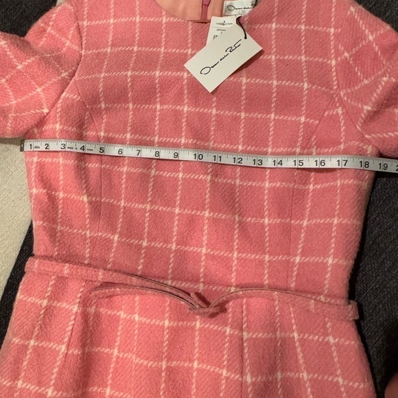 OSCAR DE LA RENTA Fall 2023 Pink & White Windowpane Tweed Boucle Dress Sz 10 NWT - Picture 14 of 15